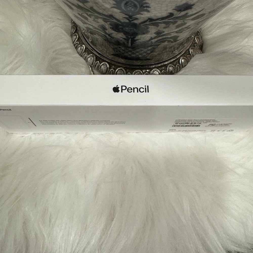 Apple Pencil (2nd Generation): Pixel-Perfect Precision Note-Taking,
Drawing - Picture 3 of 9